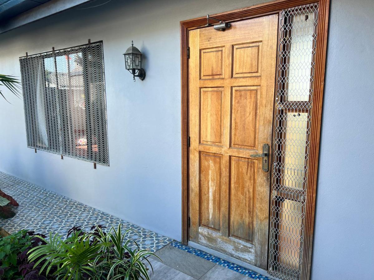 נאדי Pasifika Guesthouse מראה חיצוני תמונה