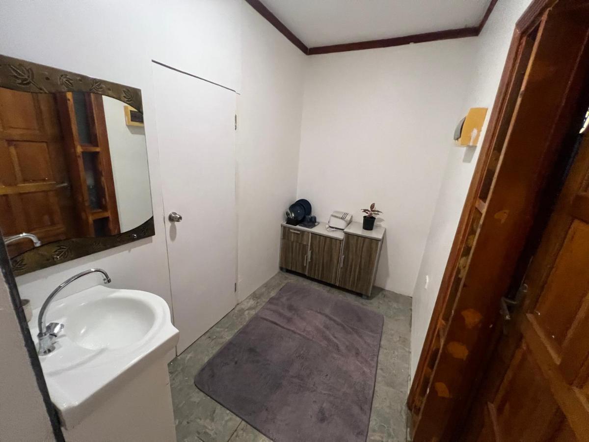 נאדי Pasifika Guesthouse מראה חיצוני תמונה